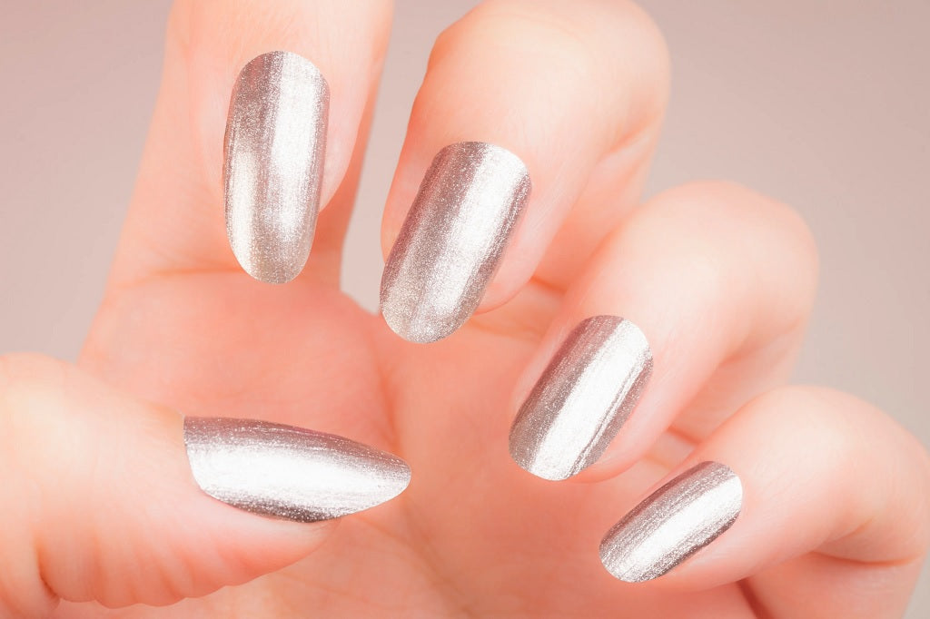 The Latest Trend: Chrome Nails