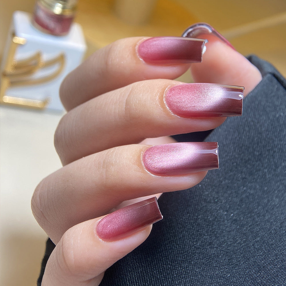 Lavis CE13-11 Moonlit Mirage cat eye gel polish, photo 7 of 9