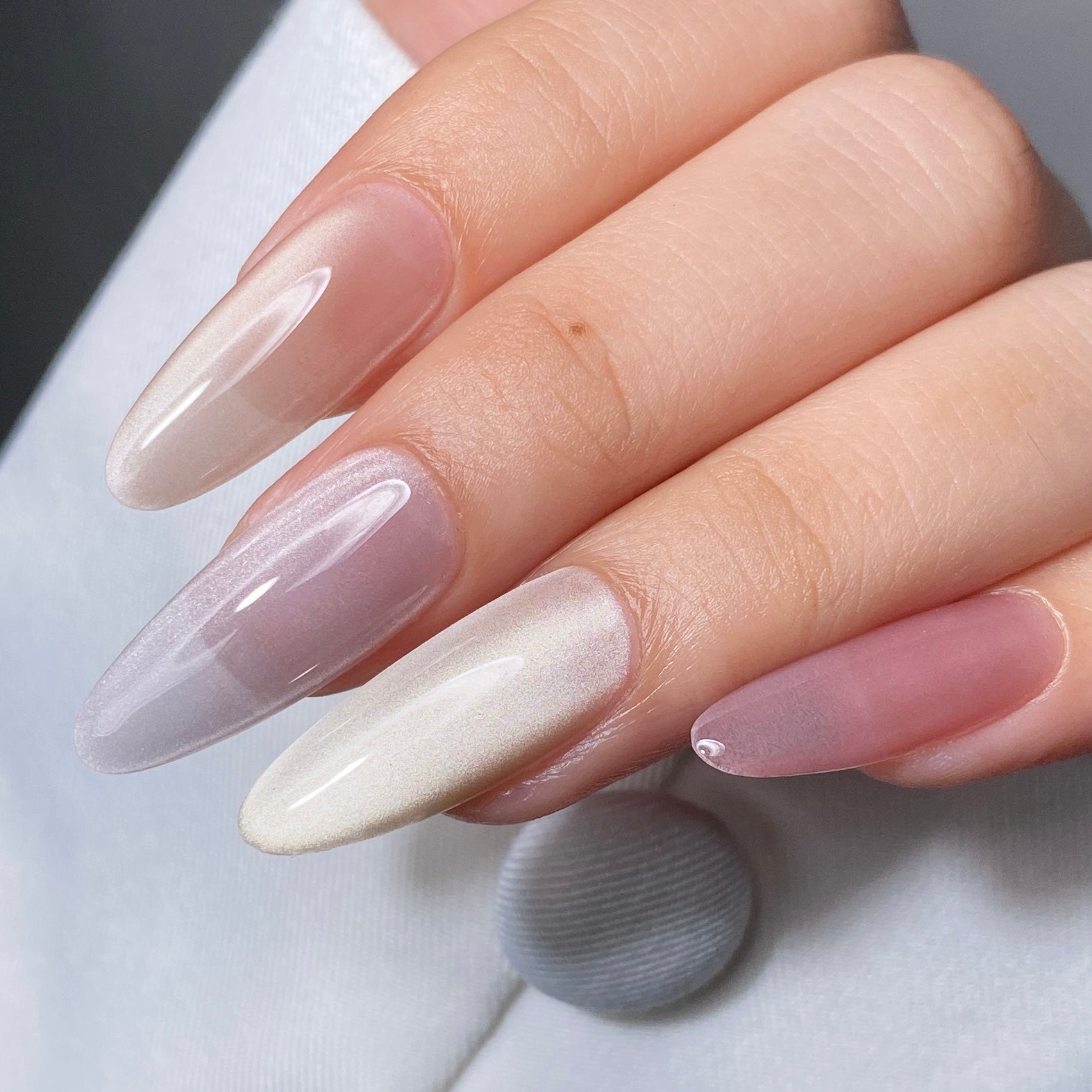 LAVIS Cat Eyes CE13 (Ver2) - 10 - Gel Polish 0.5 oz - Moonlit Mirage Collection