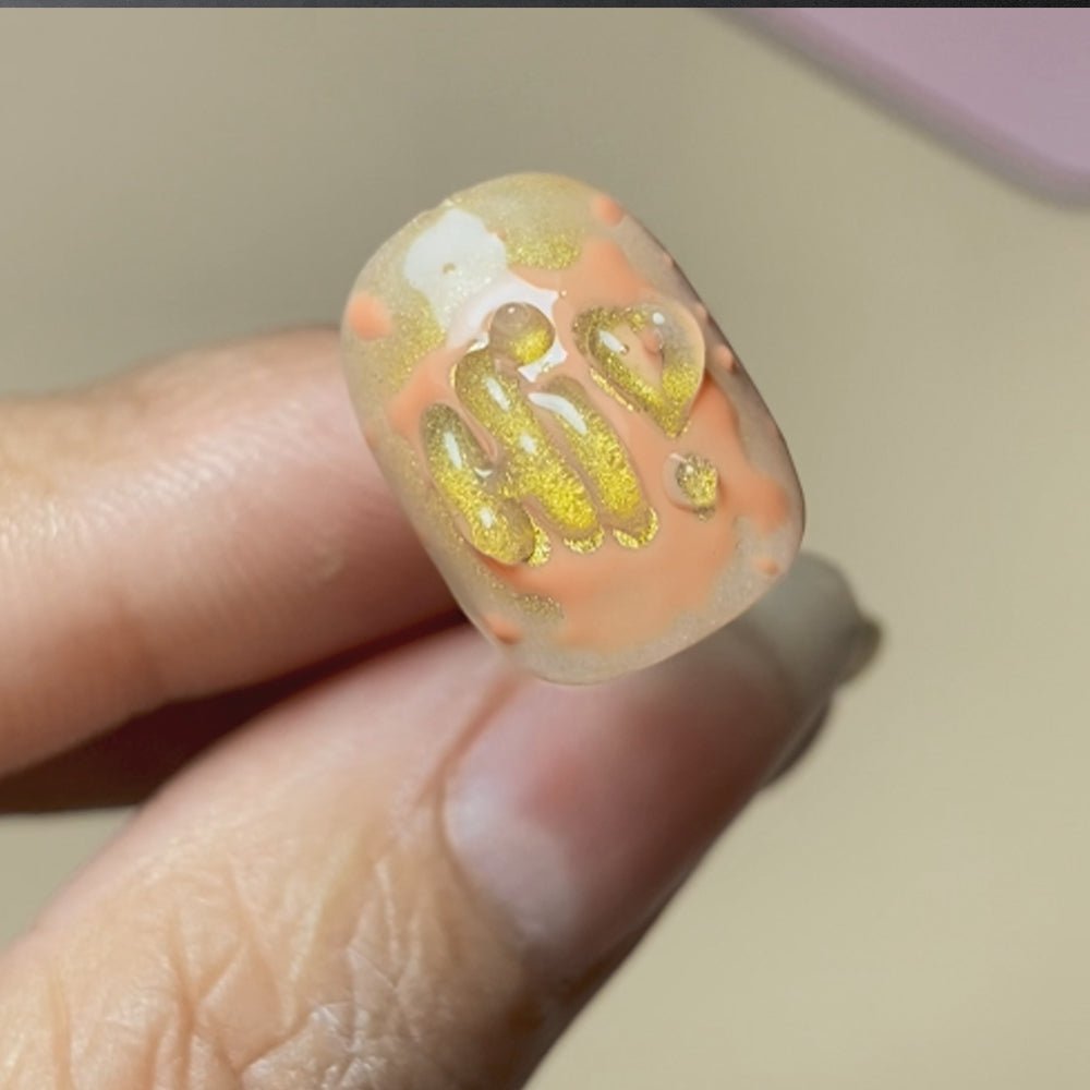 LAVIS Magic Gel 04 - 0.5 oz - DTK Nail Supply